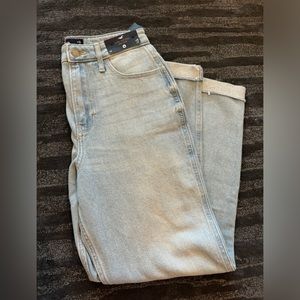 Straight high rise Hollister jeans